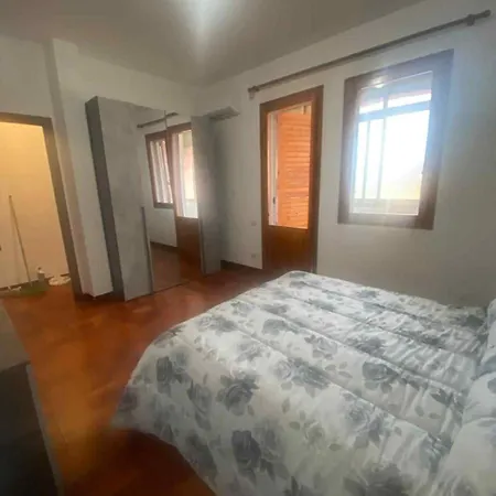 Casa Liliana بيت للعطل كابوتيرا